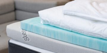 “Is Your Memory Foam Topper Dying? Find Out How Long!”