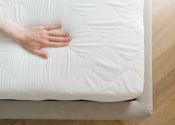 “Is Your Mattress Past Its Prime? Find Out Now!”