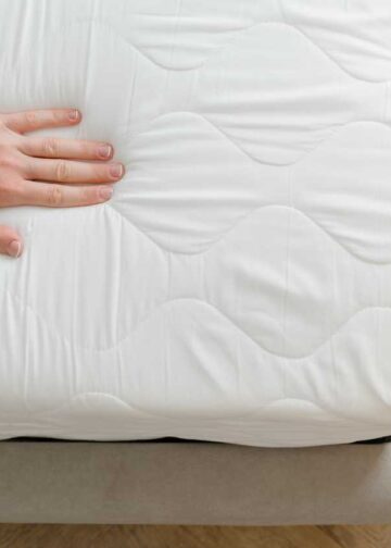“Is Your Mattress Past Its Prime? Find Out Now!”